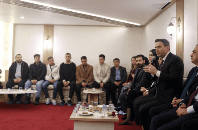 Bakan Bayraktar: Türkiye’nin Enerji Geleceğinde Elektrikleşmenin ve Bağımsız Kaynakların Rolü Artıyor