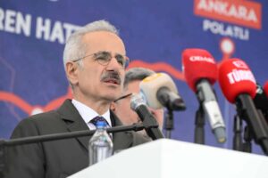 Ankara-İzmir Yüksek Hızlı Tren Hattı ile Bölgesel Ulaşımda ve Lojistikte Yeni Dönem Başlıyor