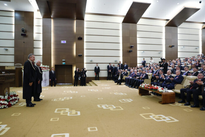 Erdoğan, Anayasa Mahkemesi'nin 64. yılı ve Kazdal’ın yemin töreninde hazır bulundu