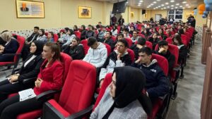 Konya’da Öğrencilere Dezenformasyonla Mücadele ve Güvenli Sosyal Medya Kullanımı Eğitimi Düzenlendi