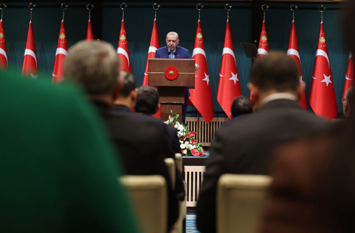 Cumhurbaşkanı Erdoğan: Okullarda Güvenlik, Aile ve Dijital Risklere Karşı Çok Boyutlu Önlemler Alınacak